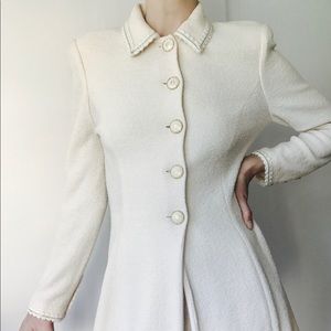 Holiday White St John White 2 piece suit vintage